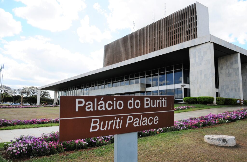 Servidor da Secretaria de Economia do DF é alvo de operação da Polícia Civil e do MP